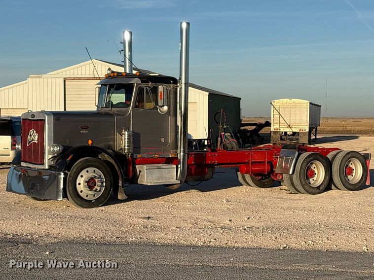 image for item NK9045 1985 Peterbilt 359 semi truck