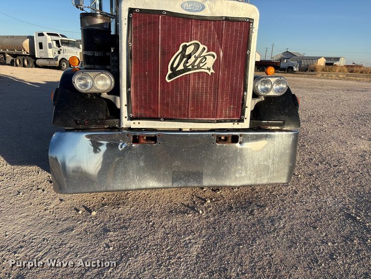 image for item NK9045 1985 Peterbilt 359 semi truck