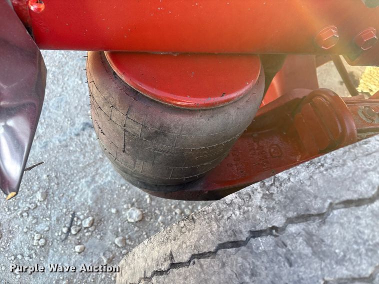 image for item NK9045 1985 Peterbilt 359 semi truck