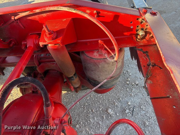 image for item NK9045 1985 Peterbilt 359 semi truck