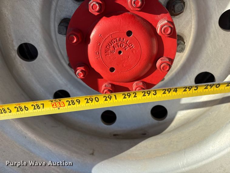 image for item NK9045 1985 Peterbilt 359 semi truck