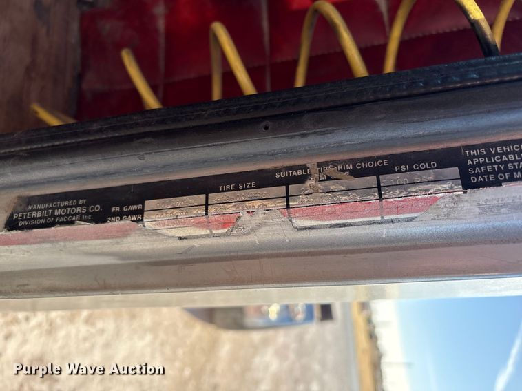 image for item NK9045 1985 Peterbilt 359 semi truck