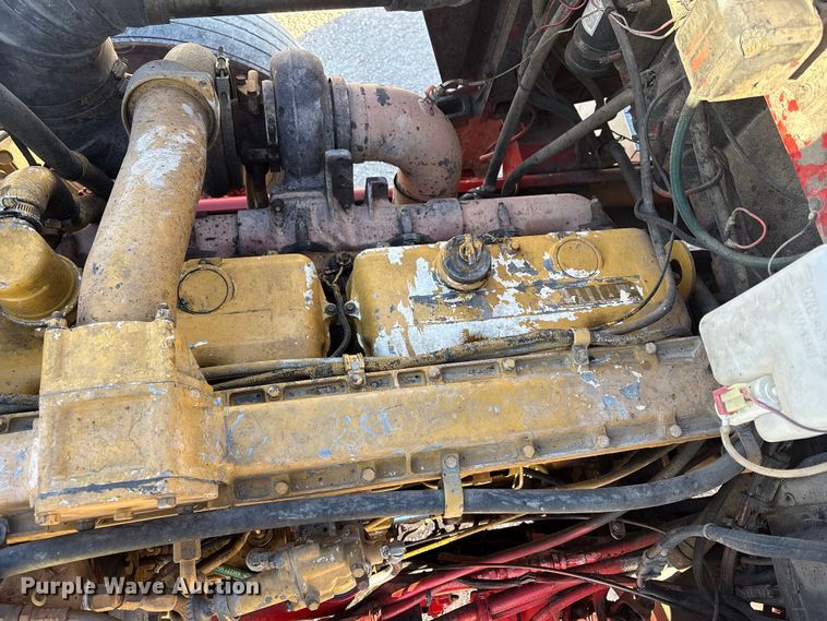 image for item NK9045 1985 Peterbilt 359 semi truck