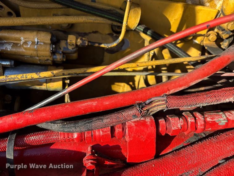 image for item NK9045 1985 Peterbilt 359 semi truck