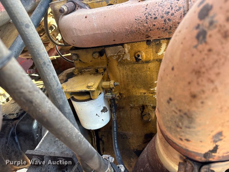 image for item NK9045 1985 Peterbilt 359 semi truck