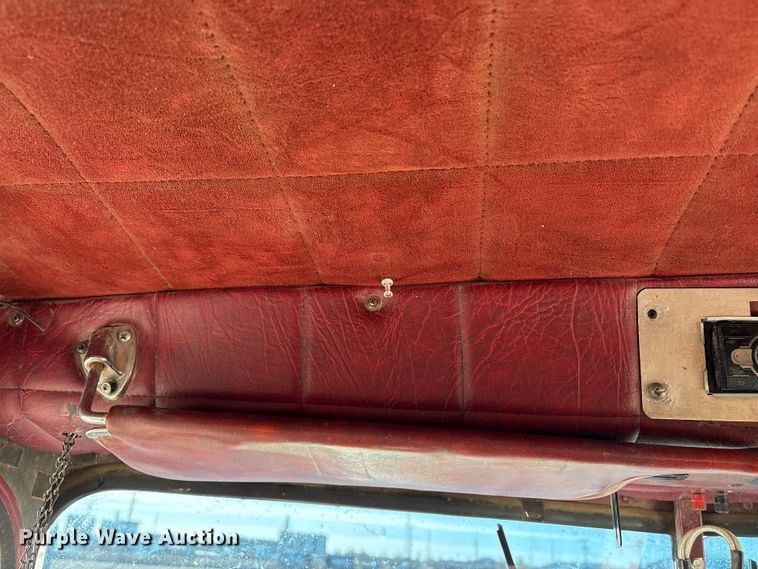 image for item NK9045 1985 Peterbilt 359 semi truck