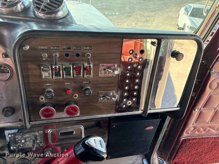 image for item NK9045 1985 Peterbilt 359 semi truck