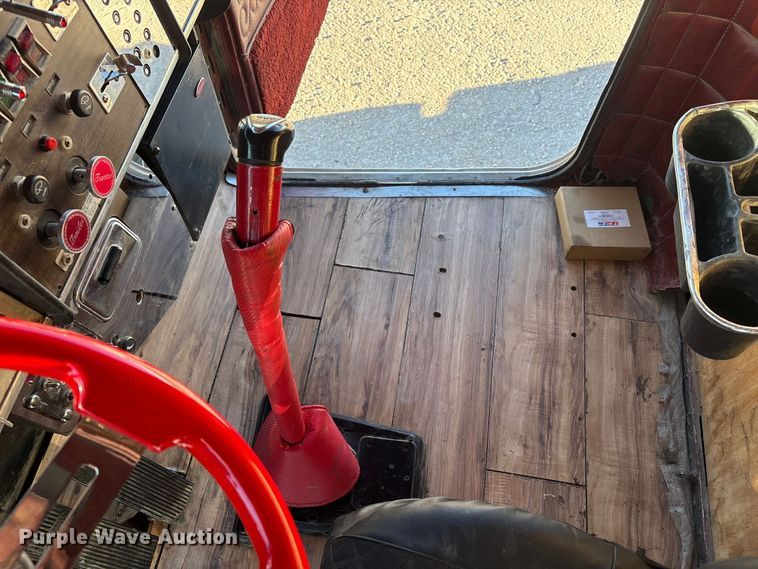 image for item NK9045 1985 Peterbilt 359 semi truck