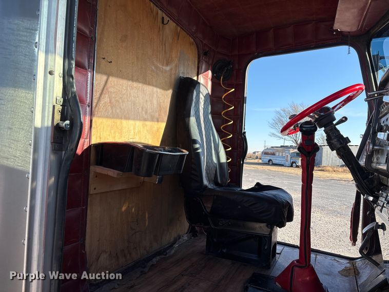 image for item NK9045 1985 Peterbilt 359 semi truck