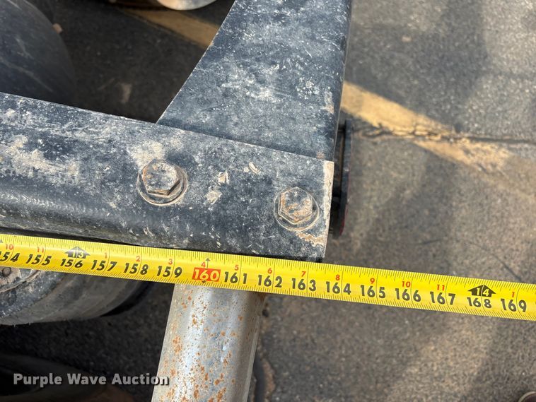 image for item NK9051 2007 Freightliner Classic semi truck