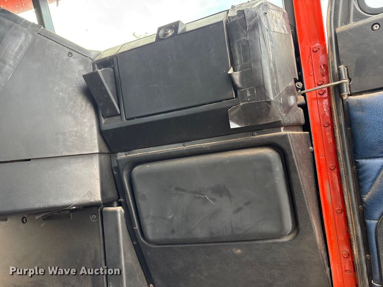 image for item NK9051 2007 Freightliner Classic semi truck