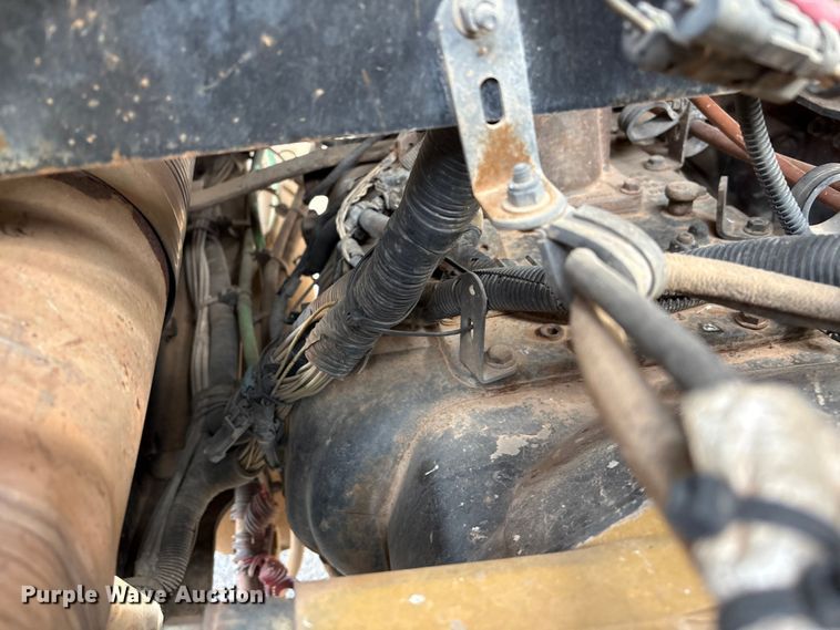 image for item NK9051 2007 Freightliner Classic semi truck