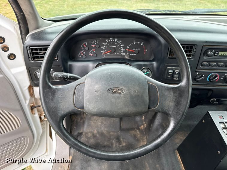 image for item NK9124 2001 Ford F750 Super Duty dump flatbed truck