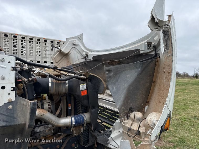 image for item NK9124 2001 Ford F750 Super Duty dump flatbed truck