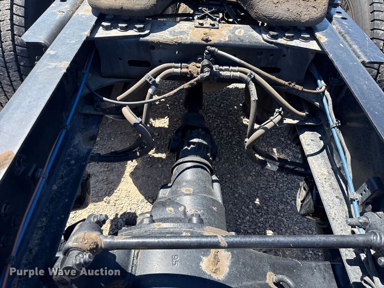 image for item NK9184 2022 Freightliner Cascadia 126 semi truck