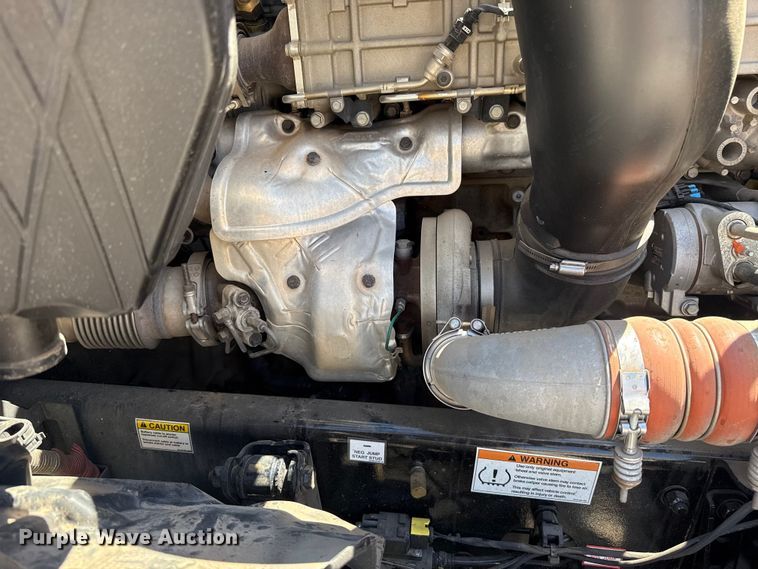 image for item NK9184 2022 Freightliner Cascadia 126 semi truck