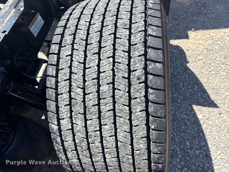 image for item NK9184 2022 Freightliner Cascadia 126 semi truck