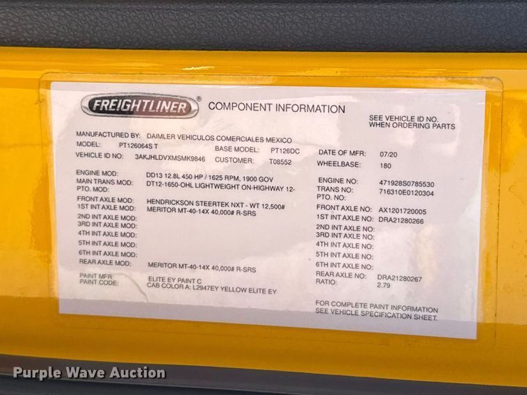 image for item NK9185 2021 Freightliner Cascadia 126 semi truck