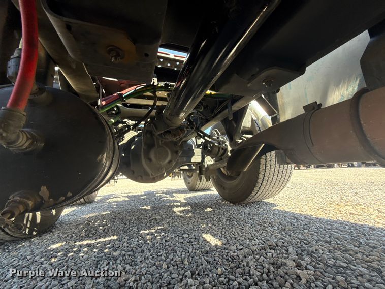 image for item NK9186 2022 Freightliner Cascadia 126 semi truck