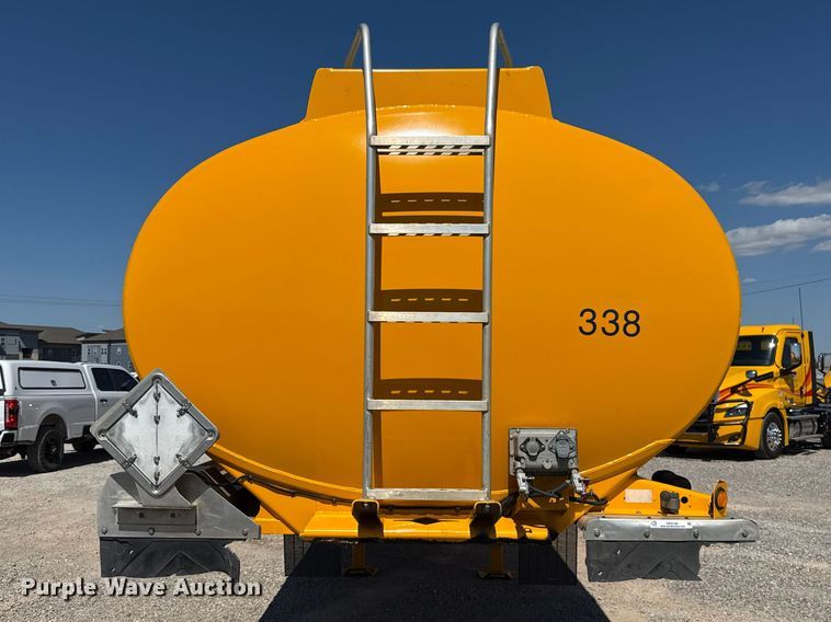 image for item NK9188 2008 Beall BAST-96-3-SB tank trailer