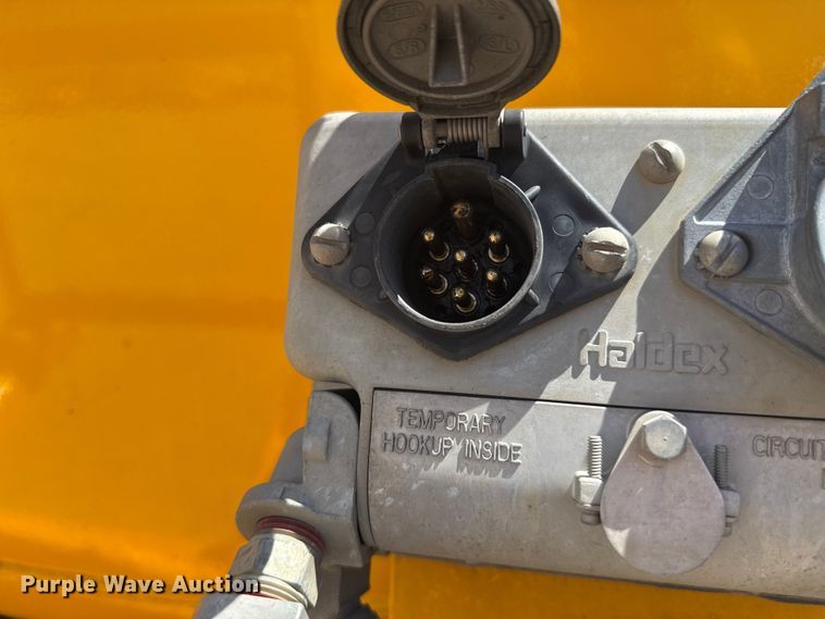 image for item NK9188 2008 Beall BAST-96-3-SB tank trailer