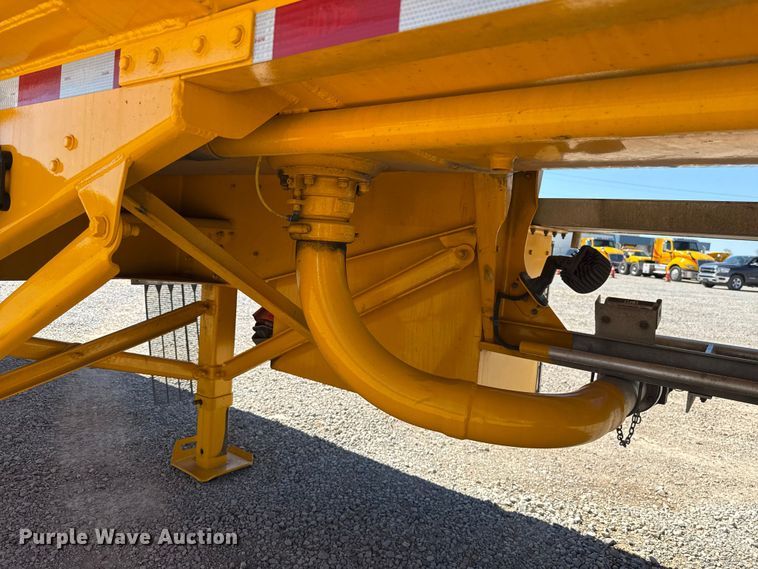 image for item NK9188 2008 Beall BAST-96-3-SB tank trailer