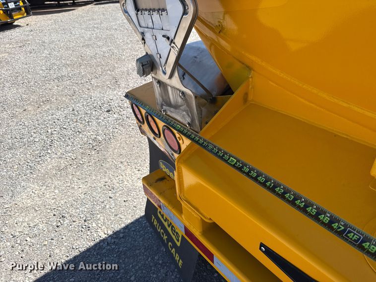 image for item NK9188 2008 Beall BAST-96-3-SB tank trailer