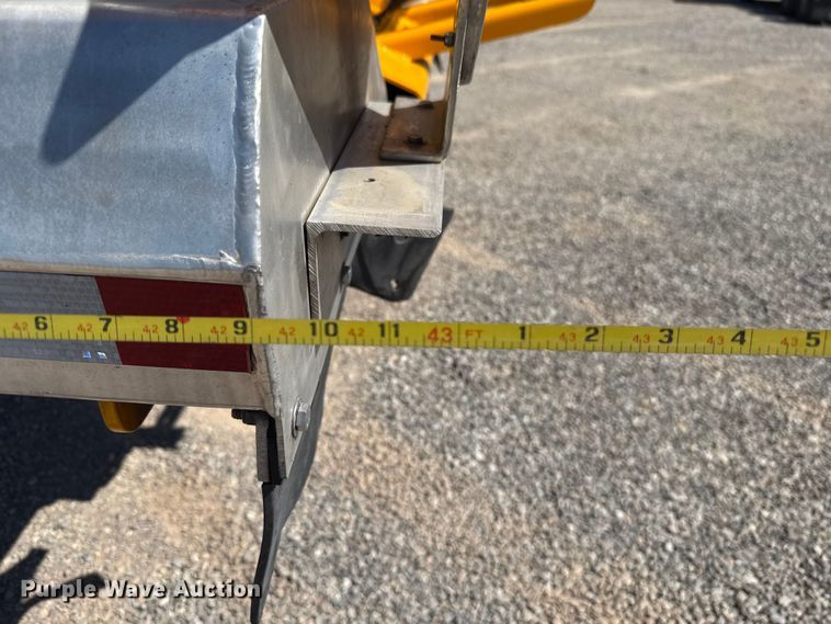 image for item NK9188 2008 Beall BAST-96-3-SB tank trailer