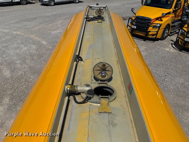 image for item NK9188 2008 Beall BAST-96-3-SB tank trailer