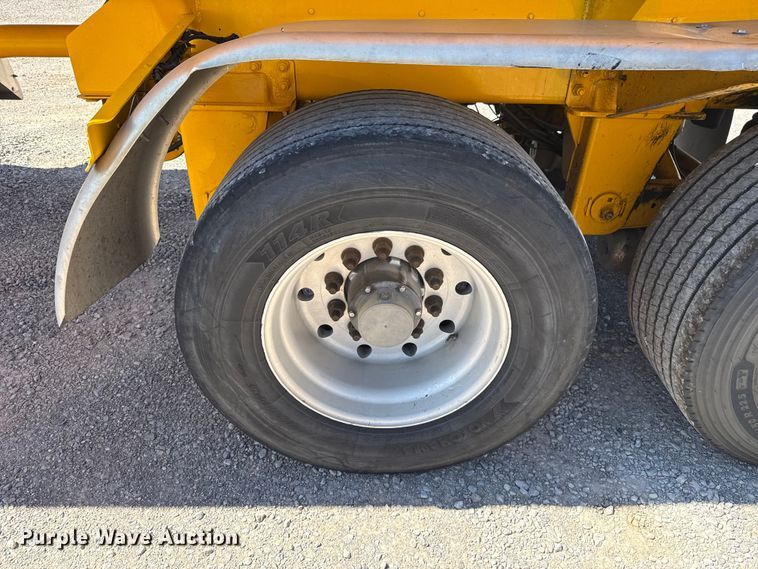 image for item NK9188 2008 Beall BAST-96-3-SB tank trailer