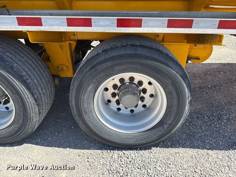 image for item NK9188 2008 Beall BAST-96-3-SB tank trailer