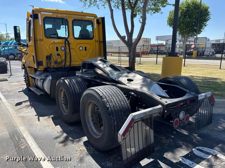 image for item NK9191 2024 Freightliner Cascadia 126 semi truck