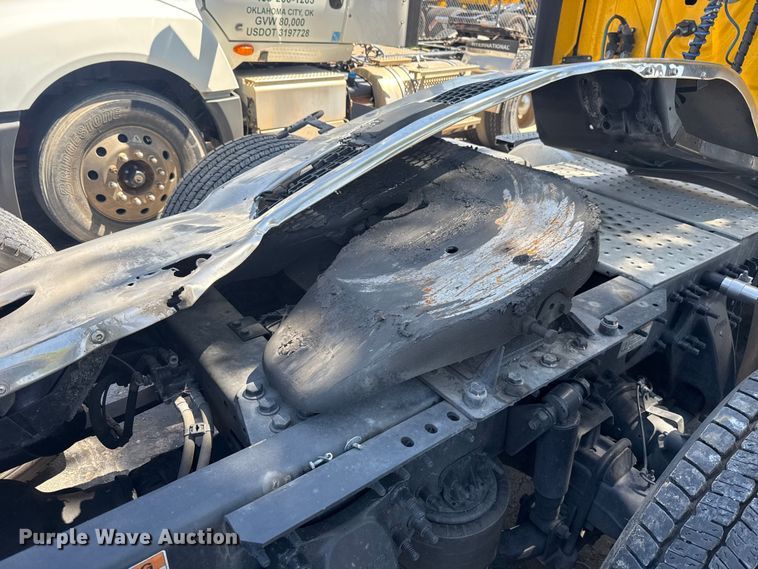 image for item NK9191 2024 Freightliner Cascadia 126 semi truck