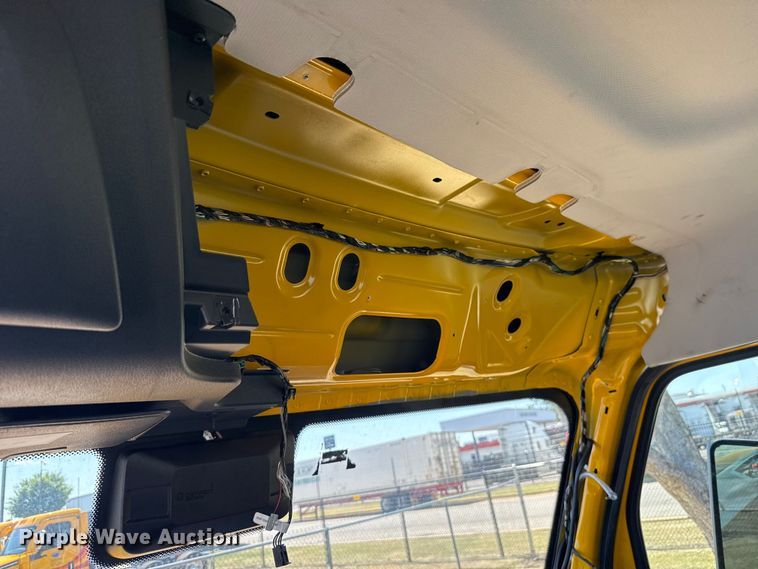 image for item NK9191 2024 Freightliner Cascadia 126 semi truck