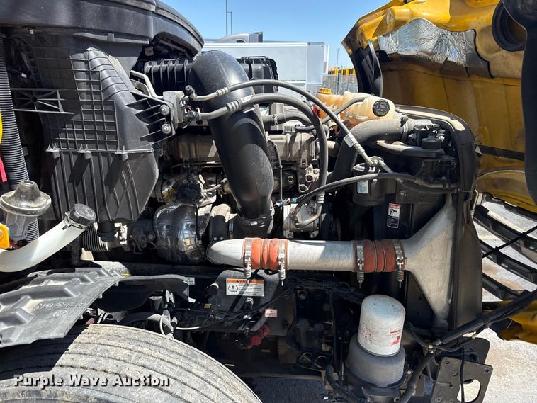 image for item NK9191 2024 Freightliner Cascadia 126 semi truck