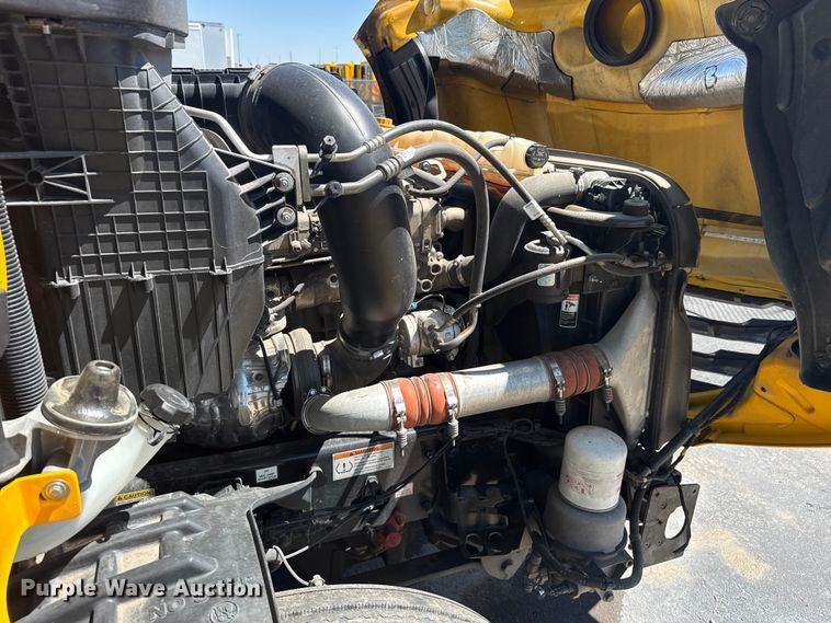 image for item NK9191 2024 Freightliner Cascadia 126 semi truck