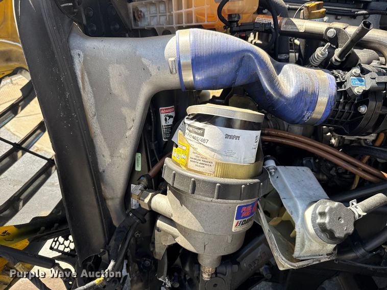 image for item NK9191 2024 Freightliner Cascadia 126 semi truck