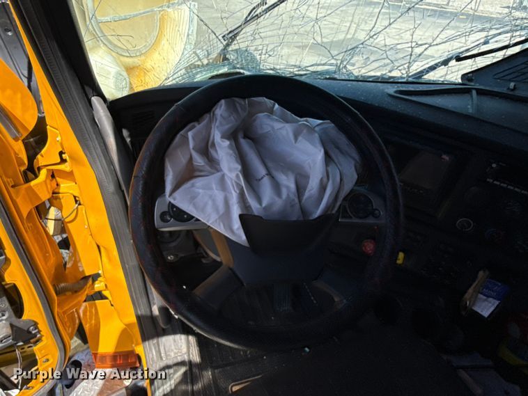 image for item NK9192 2025 Freightliner Cascadia 126 semi truck
