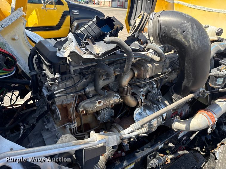 image for item NK9192 2025 Freightliner Cascadia 126 semi truck