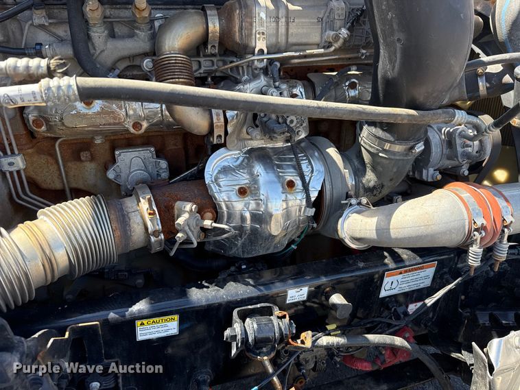 image for item NK9192 2025 Freightliner Cascadia 126 semi truck