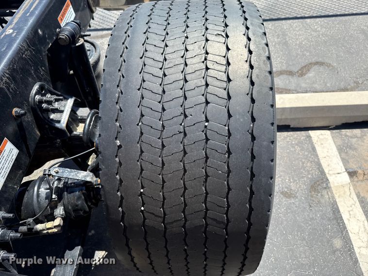 image for item NK9192 2025 Freightliner Cascadia 126 semi truck