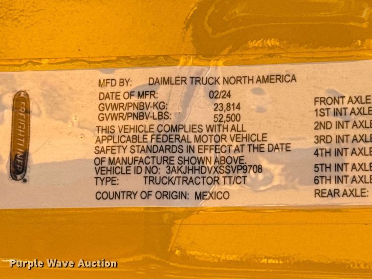 image for item NK9192 2025 Freightliner Cascadia 126 semi truck