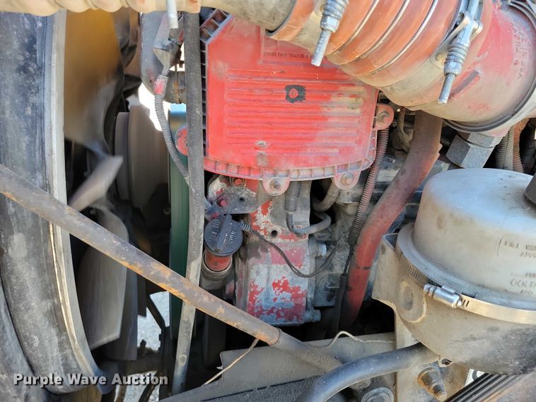 image for item NK9945 2010 Kenworth  T660 semi truck