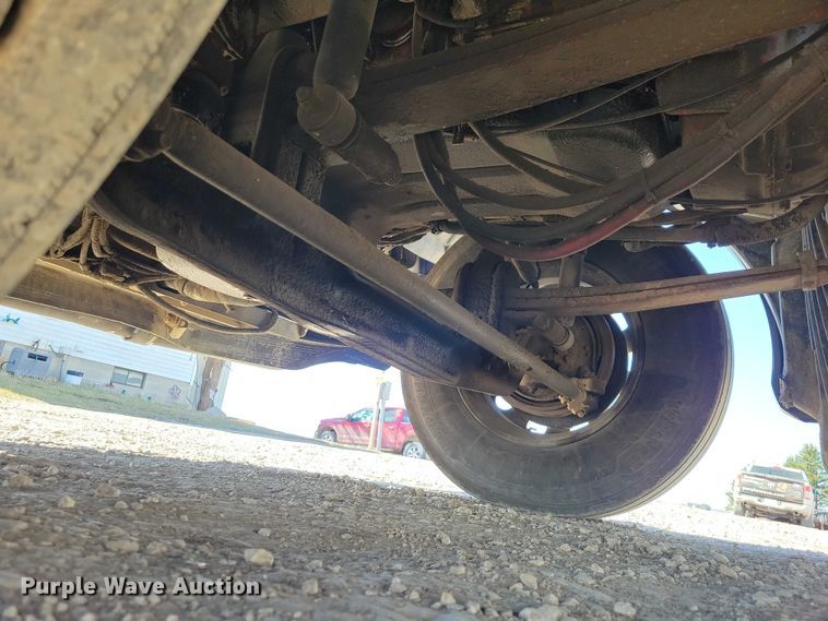 image for item NK9945 2010 Kenworth  T660 semi truck