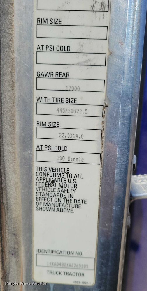 image for item NK9945 2010 Kenworth  T660 semi truck