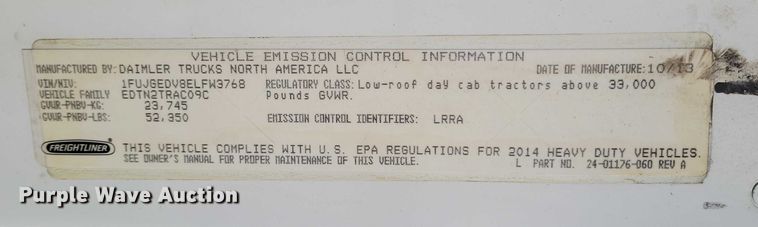 image for item NO9927 2014 Freightliner Cascadia semi truck