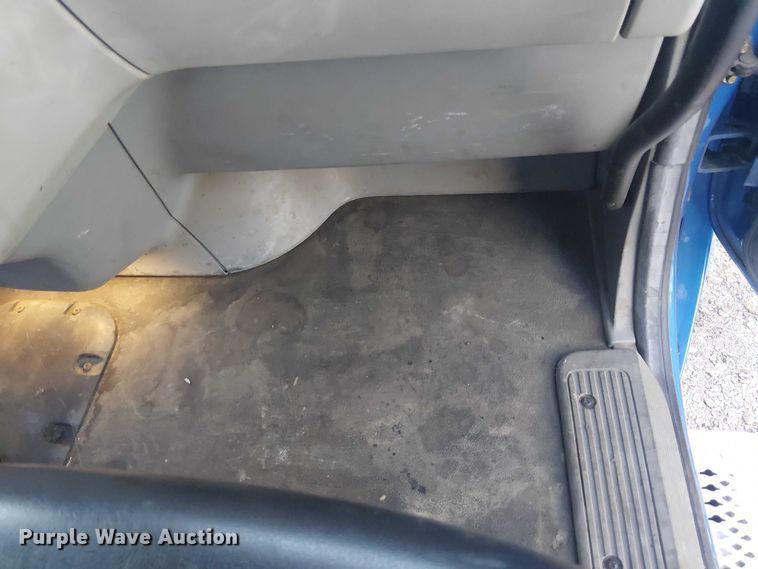 image for item YA1089 2019 Peterbilt 567 semi truck