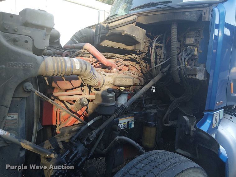 image for item YA1089 2019 Peterbilt 567 semi truck