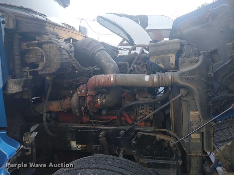 image for item YA1089 2019 Peterbilt 567 semi truck