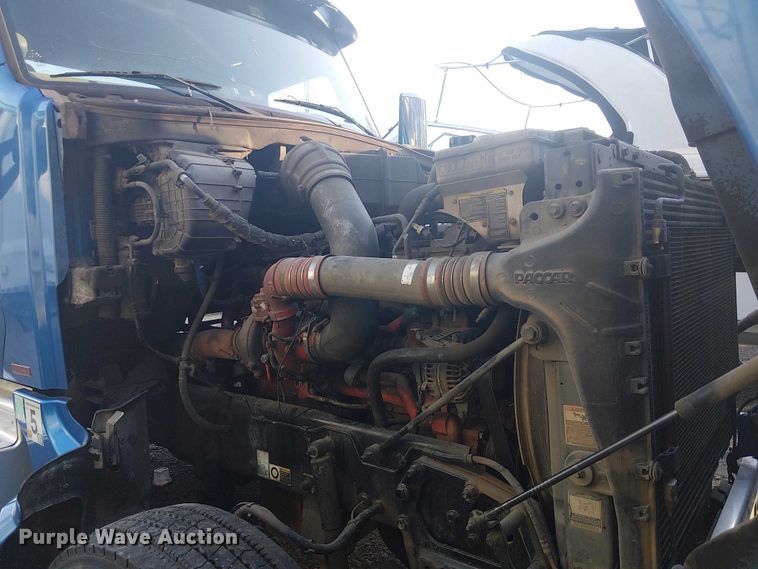 image for item YA1089 2019 Peterbilt 567 semi truck